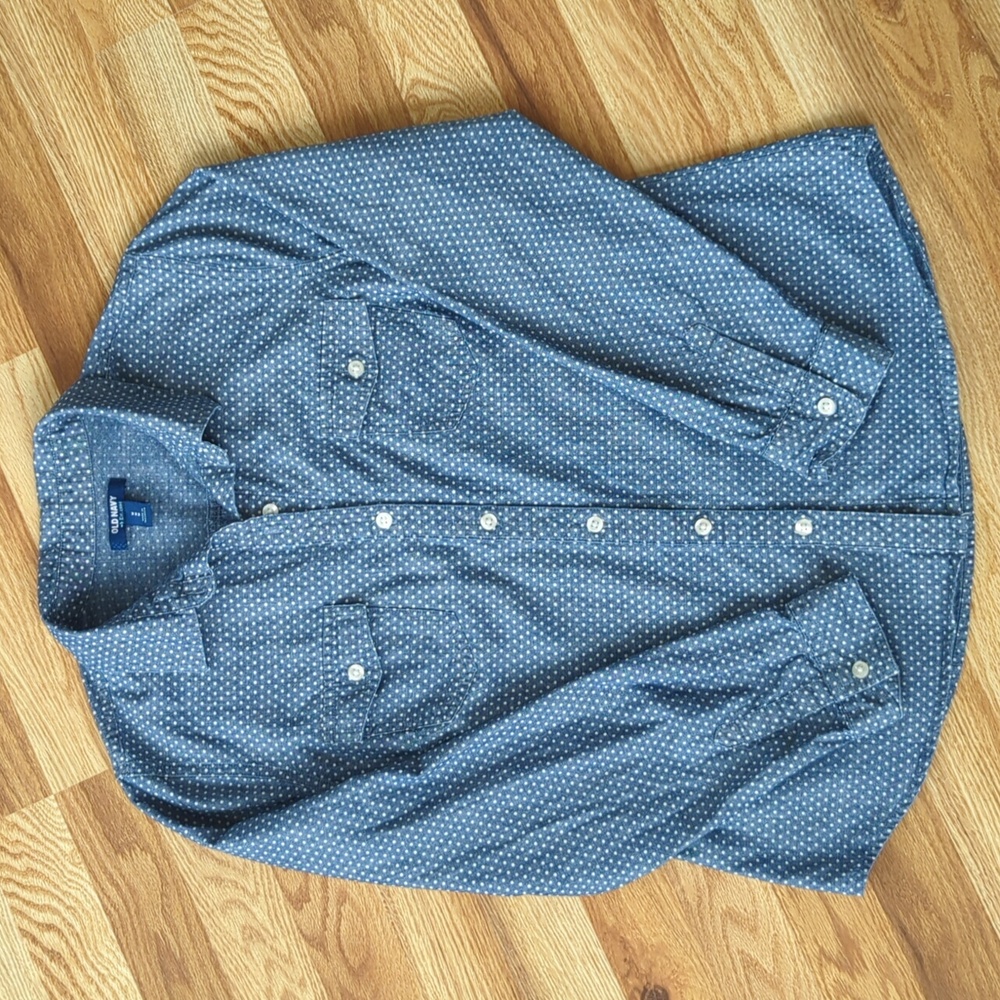 Women's Old Navy Polka Dot Denim Button Down Shirt, Size M